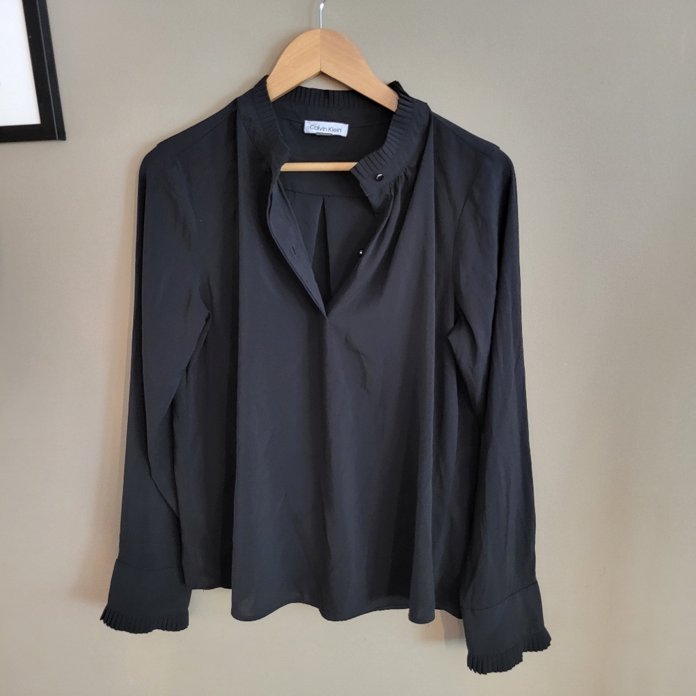 Calvin Klein Black Blouse with Pleated accents, size M - Picture 3 of 16